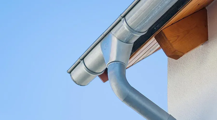 TRAVAUX-DE-ZINGUERIE