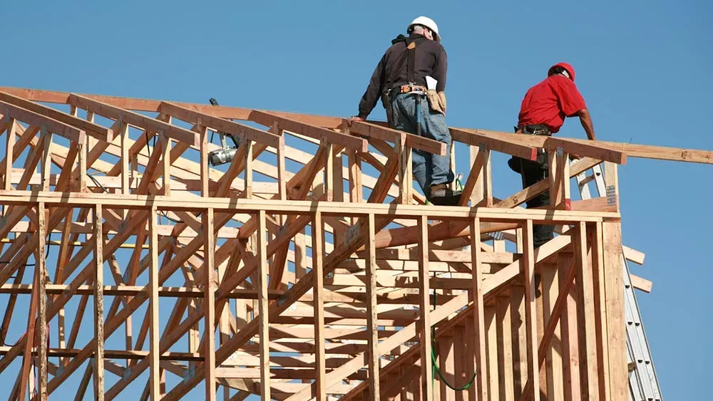 Charpentier à Montagny